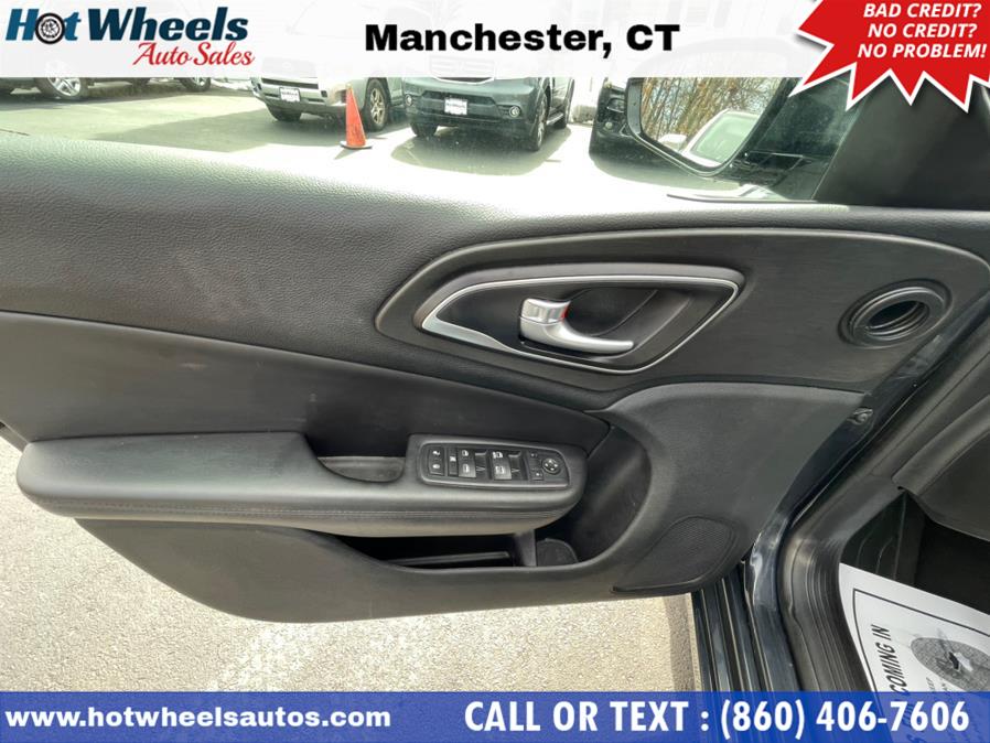 2016 Chrysler 200 4dr Sdn Limited FWD, available for sale in Manchester, Connecticut | Hot Wheels Auto Sales LLC. Manchester, Connecticut 2016 Chrysler 200 4dr Sdn Limited FWD, available for sale in Manchester, Connecticut | Hot Wheels Auto Sales LLC. Manchester, Connecticut