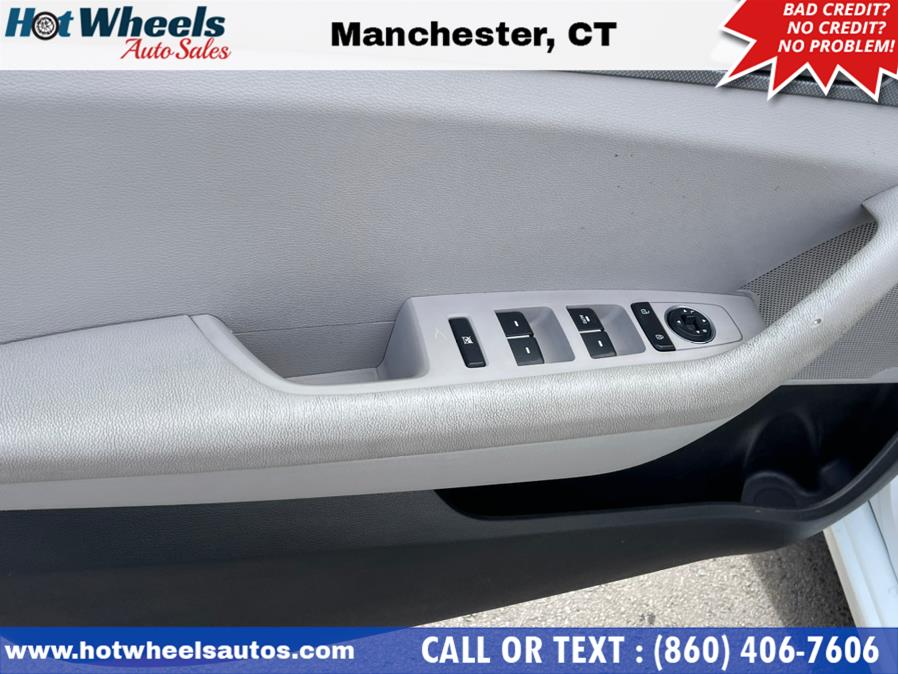 2017 Hyundai Sonata SE 2.4L, available for sale in Manchester, Connecticut | Hot Wheels Auto Sales LLC. Manchester, Connecticut 2017 Hyundai Sonata SE 2.4L, available for sale in Manchester, Connecticut | Hot Wheels Auto Sales LLC. Manchester, Connecticut