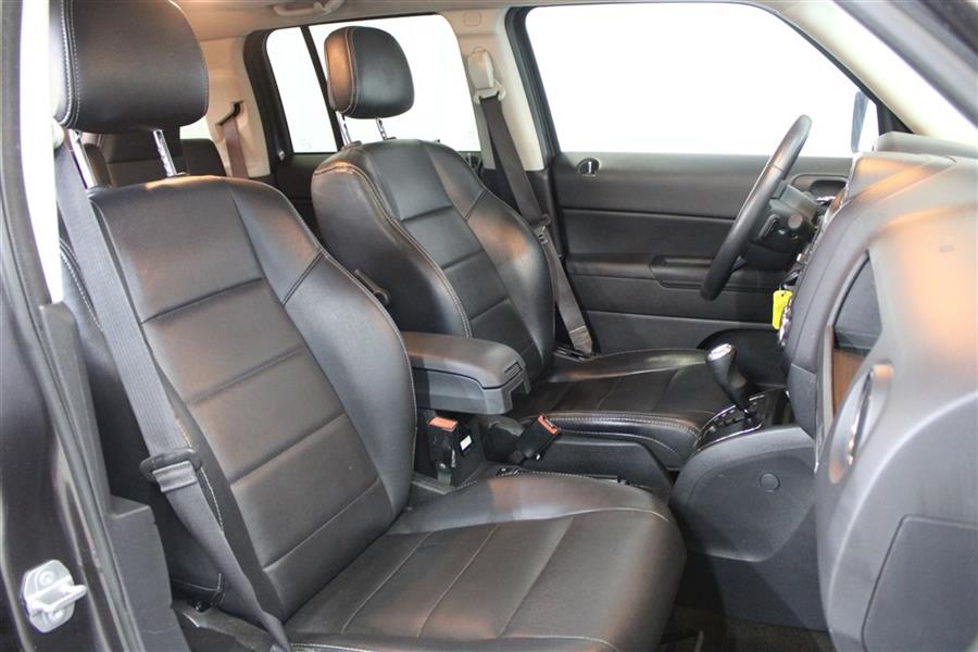 2016 Jeep Patriot LATITUDE, available for sale in Paterson, New Jersey | Fast Track Motors. Paterson, New Jersey 2016 Jeep Patriot LATITUDE, available for sale in Paterson, New Jersey | Fast Track Motors. Paterson, New Jersey