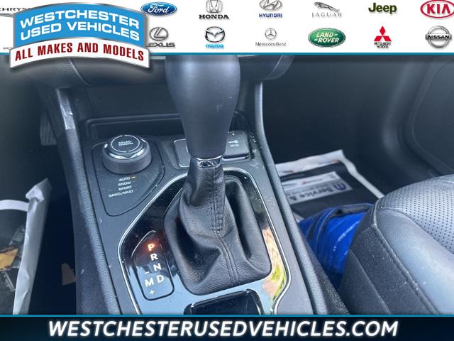 2020 Jeep Cherokee Limited, available for sale in White Plains, New York | Westchester Used Vehicles. White Plains, New York 2020 Jeep Cherokee Limited, available for sale in White Plains, New York | Westchester Used Vehicles. White Plains, New York