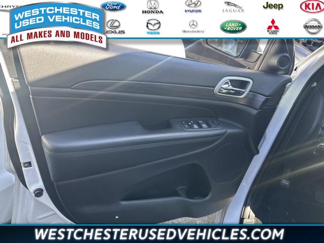 2020 Jeep Grand Cherokee Altitude, available for sale in White Plains, New York | Westchester Used Vehicles. White Plains, New York 2020 Jeep Grand Cherokee Altitude, available for sale in White Plains, New York | Westchester Used Vehicles. White Plains, New York