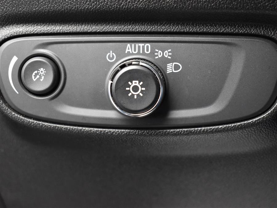 2020 Chevrolet Equinox AWD 4dr LT w/1LT, available for sale in Irvington, New Jersey | Foreign Auto Imports. Irvington, New Jersey 2020 Chevrolet Equinox AWD 4dr LT w/1LT, available for sale in Irvington, New Jersey | Foreign Auto Imports. Irvington, New Jersey