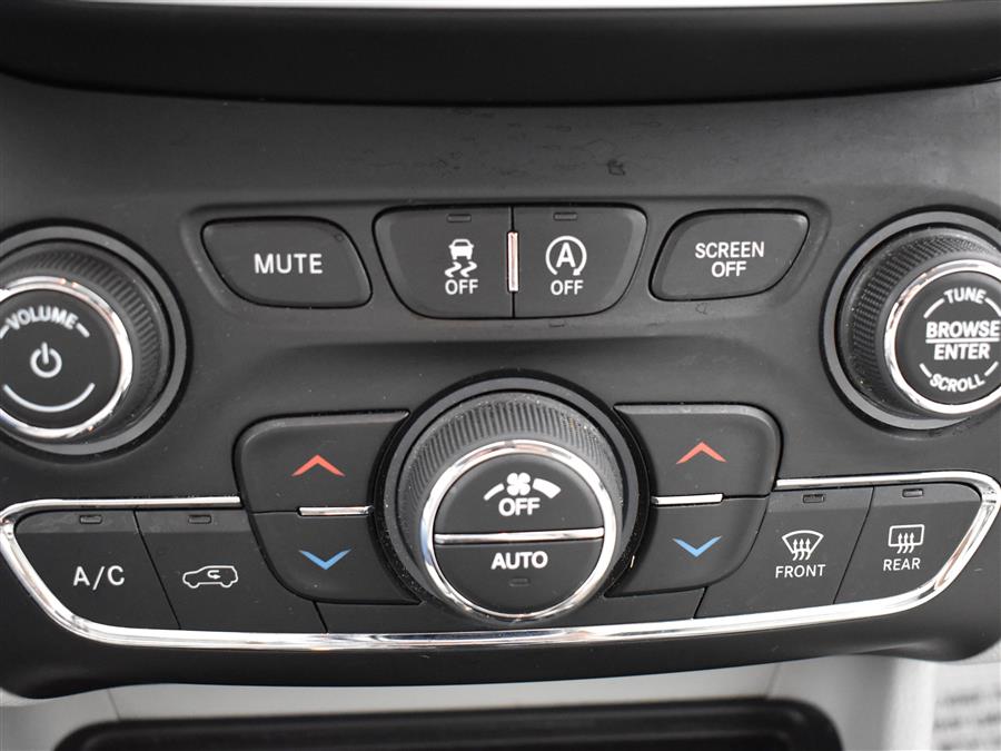 2020 Jeep Cherokee Limited AWD, available for sale in Irvington, New Jersey | Foreign Auto Imports. Irvington, New Jersey 2020 Jeep Cherokee Limited AWD, available for sale in Irvington, New Jersey | Foreign Auto Imports. Irvington, New Jersey