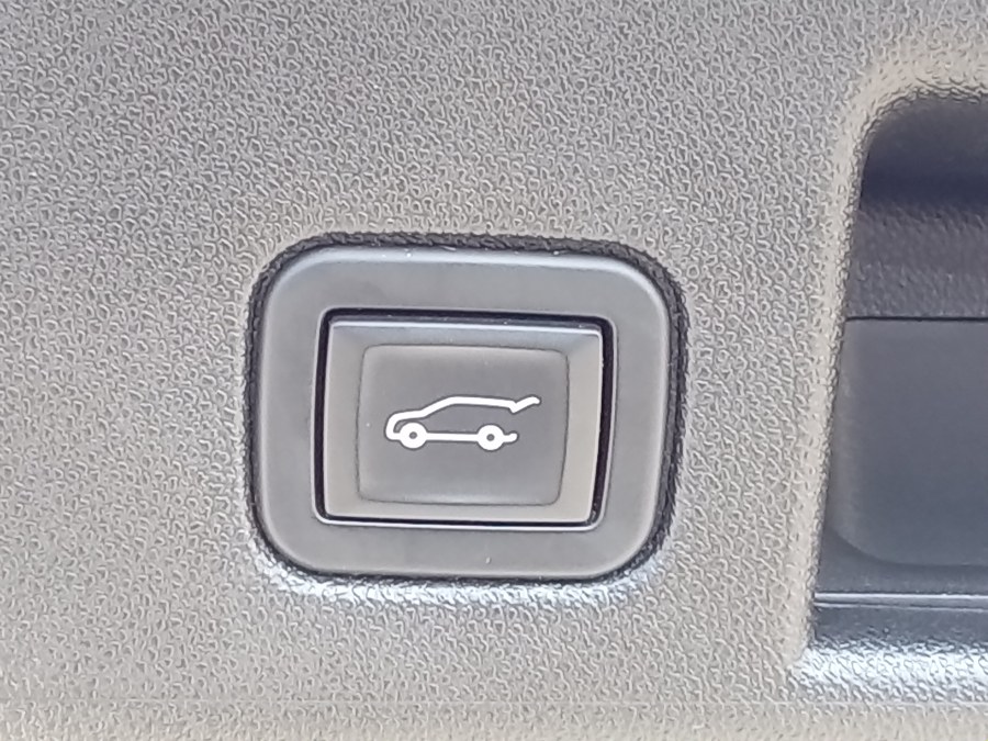 2020 Chevrolet Equinox AWD 4dr Premier w/1LZ, available for sale in Irvington, New Jersey | NJ Used Cars Center. Irvington, New Jersey 2020 Chevrolet Equinox AWD 4dr Premier w/1LZ, available for sale in Irvington, New Jersey | NJ Used Cars Center. Irvington, New Jersey