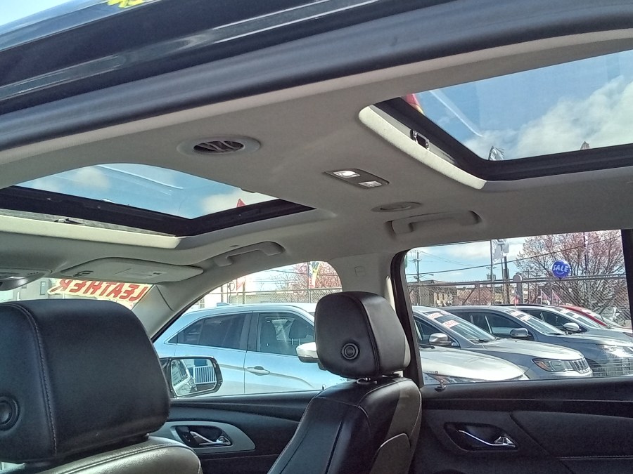 2020 Chevrolet Traverse FWD 4dr LT Leather, available for sale in Irvington, New Jersey | NJ Used Cars Center. Irvington, New Jersey 2020 Chevrolet Traverse FWD 4dr LT Leather, available for sale in Irvington, New Jersey | NJ Used Cars Center. Irvington, New Jersey