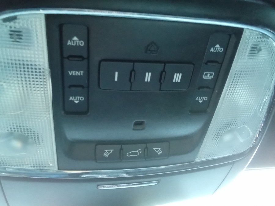 2021 Jeep Grand Cherokee Limited 4x4, available for sale in Irvington, New Jersey | NJ Used Cars Center. Irvington, New Jersey 2021 Jeep Grand Cherokee Limited 4x4, available for sale in Irvington, New Jersey | NJ Used Cars Center. Irvington, New Jersey