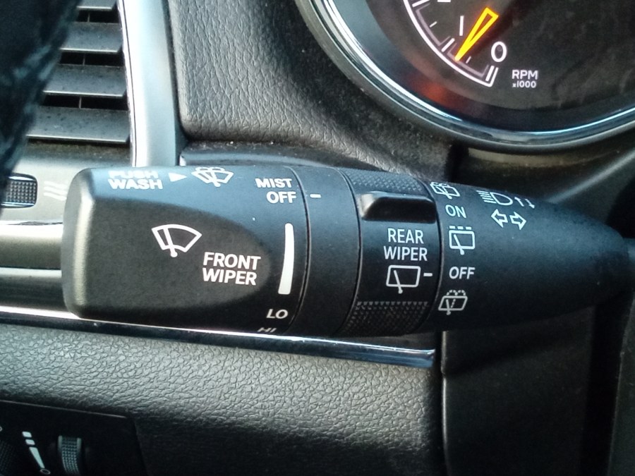 2021 Jeep Grand Cherokee Limited 4x4, available for sale in Irvington, New Jersey | NJ Used Cars Center. Irvington, New Jersey 2021 Jeep Grand Cherokee Limited 4x4, available for sale in Irvington, New Jersey | NJ Used Cars Center. Irvington, New Jersey