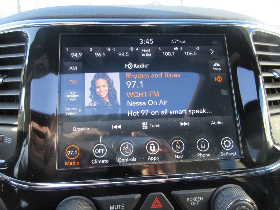 2020 Jeep Grand Cherokee Altitude 4x4, available for sale in Linden, New Jersey | Route 27 Auto Mall. Linden, New Jersey 2020 Jeep Grand Cherokee Altitude 4x4, available for sale in Linden, New Jersey | Route 27 Auto Mall. Linden, New Jersey