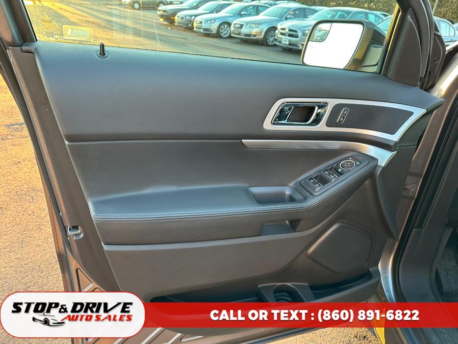2013 Ford Explorer 4WD 4dr XLT, available for sale in East Windsor, Connecticut | Stop & Drive Auto Sales. East Windsor, Connecticut 2013 Ford Explorer 4WD 4dr XLT, available for sale in East Windsor, Connecticut | Stop & Drive Auto Sales. East Windsor, Connecticut
