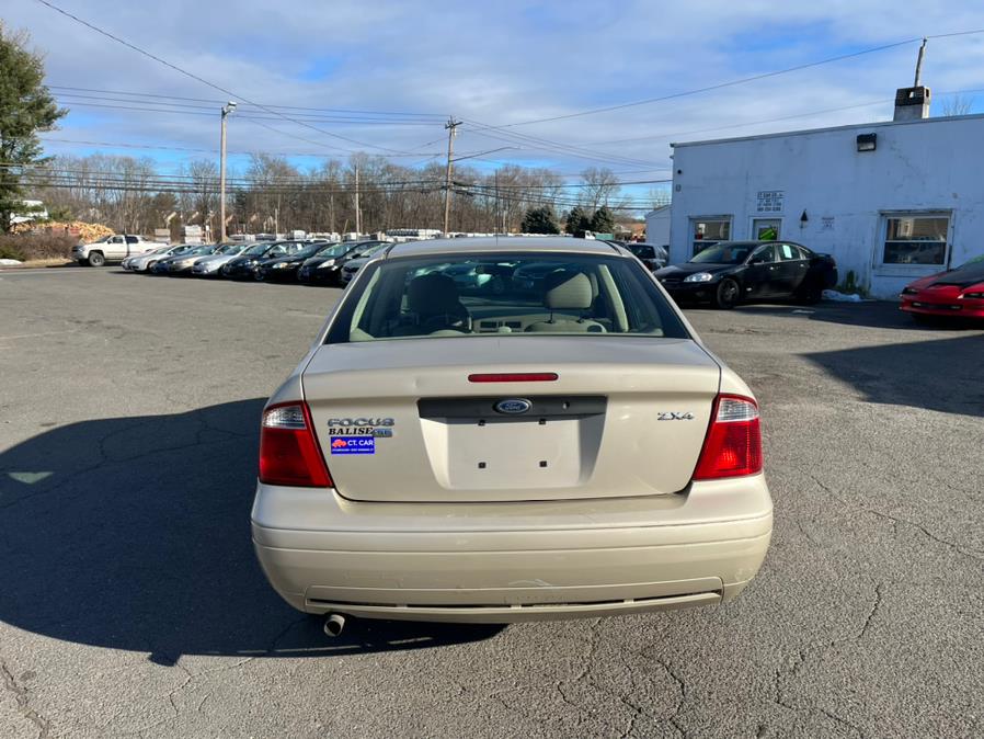 2006 Ford Focus 4dr Sdn ZX4 SE, available for sale in East Windsor, Connecticut | CT Car Co LLC. East Windsor, Connecticut 2006 Ford Focus 4dr Sdn ZX4 SE, available for sale in East Windsor, Connecticut | CT Car Co LLC. East Windsor, Connecticut