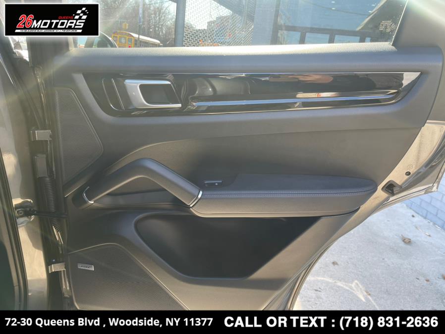2019 Porsche Cayenne AWD, available for sale in Woodside, New York | 26 Motors Queens. Woodside, New York 2019 Porsche Cayenne AWD, available for sale in Woodside, New York | 26 Motors Queens. Woodside, New York