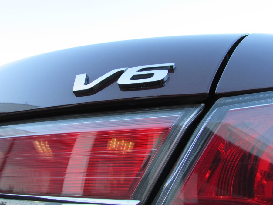 2011 Honda Accord Sdn 4dr V6 Auto EX-L, available for sale in East Windsor, Connecticut | United Auto Sales of E Windsor, Inc. East Windsor, Connecticut 2011 Honda Accord Sdn 4dr V6 Auto EX-L, available for sale in East Windsor, Connecticut | United Auto Sales of E Windsor, Inc. East Windsor, Connecticut