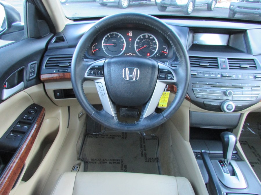 2011 Honda Accord Sdn 4dr V6 Auto EX-L, available for sale in East Windsor, Connecticut | United Auto Sales of E Windsor, Inc. East Windsor, Connecticut 2011 Honda Accord Sdn 4dr V6 Auto EX-L, available for sale in East Windsor, Connecticut | United Auto Sales of E Windsor, Inc. East Windsor, Connecticut