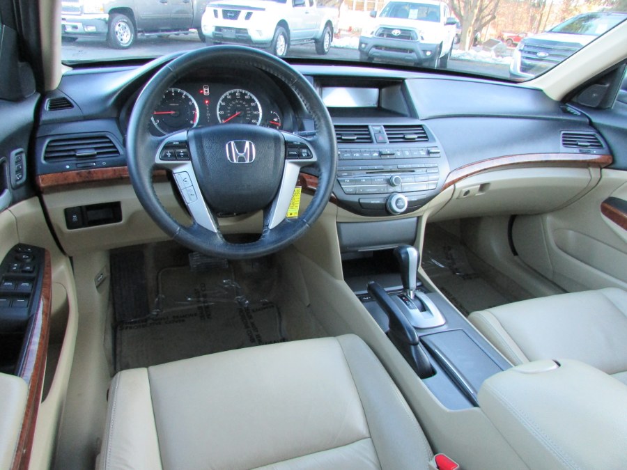 2011 Honda Accord Sdn 4dr V6 Auto EX-L, available for sale in East Windsor, Connecticut | United Auto Sales of E Windsor, Inc. East Windsor, Connecticut 2011 Honda Accord Sdn 4dr V6 Auto EX-L, available for sale in East Windsor, Connecticut | United Auto Sales of E Windsor, Inc. East Windsor, Connecticut