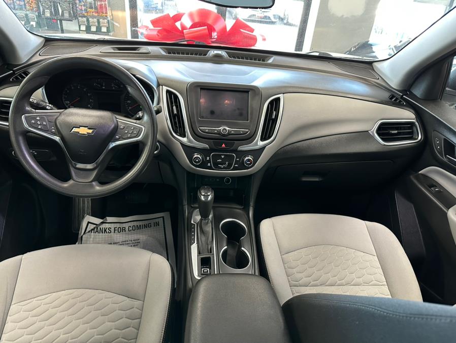 2020 Chevrolet Equinox FWD 4dr LS w/1LS, available for sale in Inwood, New York | 5 Towns Drive. Inwood, New York 2020 Chevrolet Equinox FWD 4dr LS w/1LS, available for sale in Inwood, New York | 5 Towns Drive. Inwood, New York