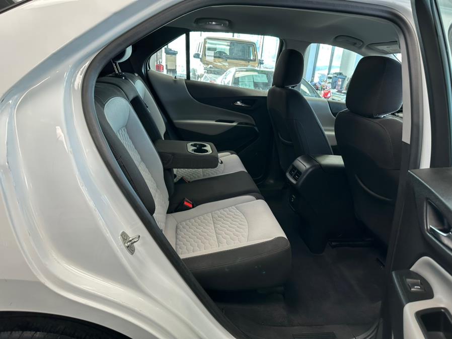 2020 Chevrolet Equinox FWD 4dr LS w/1LS, available for sale in Inwood, New York | 5 Towns Drive. Inwood, New York 2020 Chevrolet Equinox FWD 4dr LS w/1LS, available for sale in Inwood, New York | 5 Towns Drive. Inwood, New York