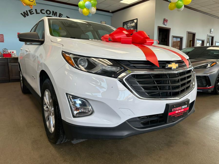 2020 Chevrolet Equinox FWD 4dr LS w/1LS, available for sale in Inwood, New York | 5 Towns Drive. Inwood, New York 2020 Chevrolet Equinox FWD 4dr LS w/1LS, available for sale in Inwood, New York | 5 Towns Drive. Inwood, New York