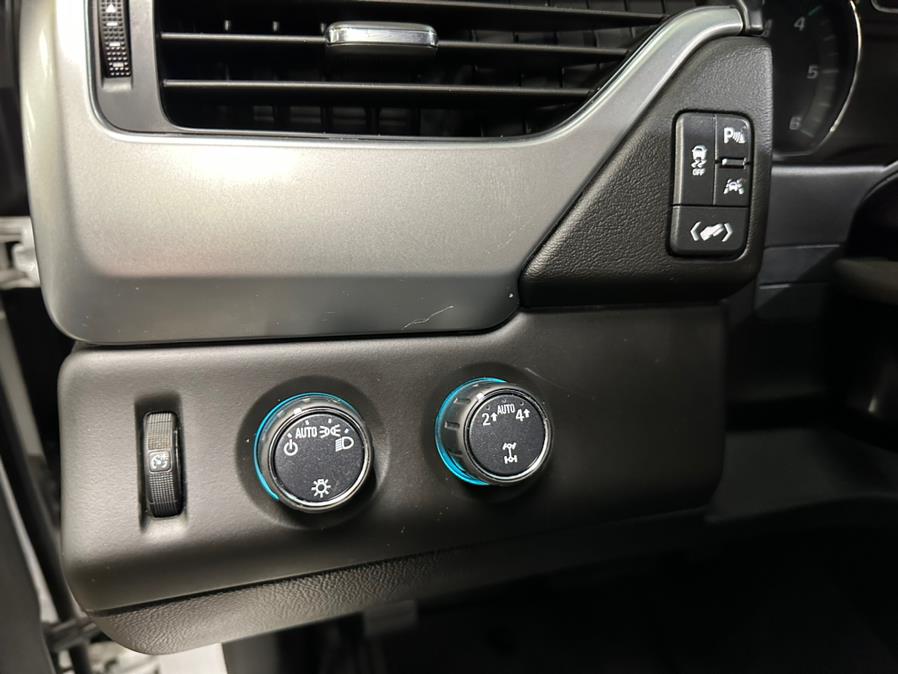 2019 Chevrolet Tahoe 4WD 4dr LT, available for sale in Inwood, New York | 5 Towns Drive. Inwood, New York 2019 Chevrolet Tahoe 4WD 4dr LT, available for sale in Inwood, New York | 5 Towns Drive. Inwood, New York