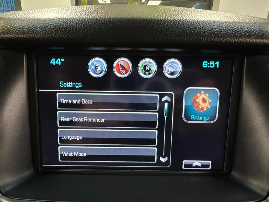 2019 Chevrolet Tahoe 4WD 4dr LT, available for sale in Inwood, New York | 5 Towns Drive. Inwood, New York 2019 Chevrolet Tahoe 4WD 4dr LT, available for sale in Inwood, New York | 5 Towns Drive. Inwood, New York