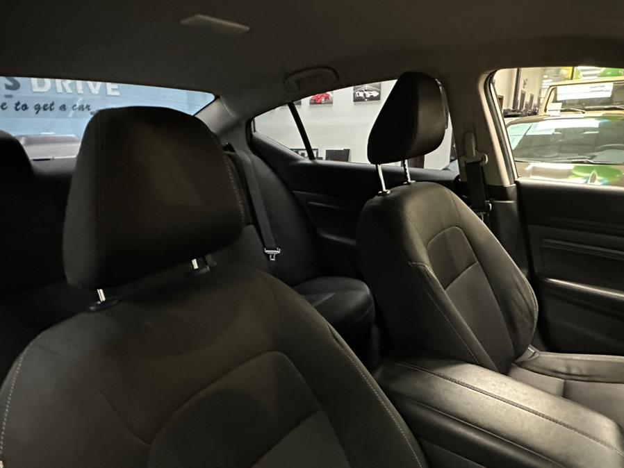 2019 Nissan Altima 2.5 S Sedan, available for sale in Inwood, New York | 5 Towns Drive. Inwood, New York 2019 Nissan Altima 2.5 S Sedan, available for sale in Inwood, New York | 5 Towns Drive. Inwood, New York