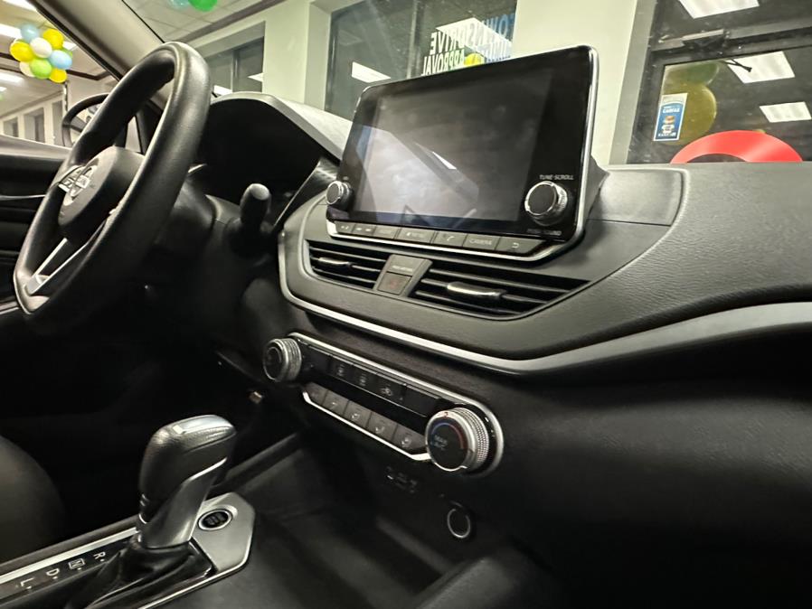 2019 Nissan Altima 2.5 S Sedan, available for sale in Inwood, New York | 5 Towns Drive. Inwood, New York 2019 Nissan Altima 2.5 S Sedan, available for sale in Inwood, New York | 5 Towns Drive. Inwood, New York