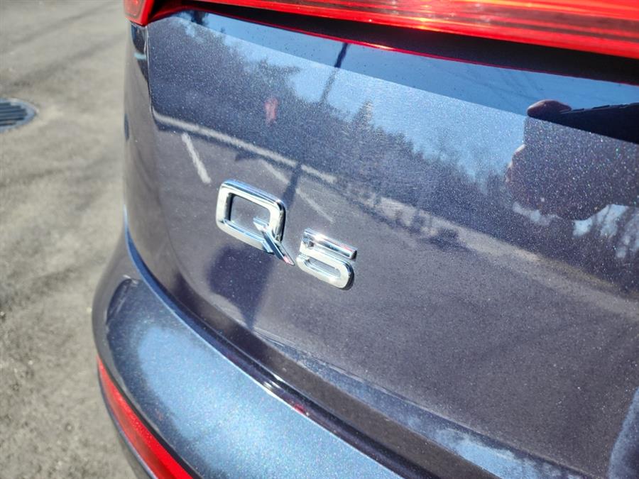 2020 Audi Q5 Premium Plus 45 TFSI quattro, available for sale in Islip, New York | L.I. Auto Gallery. Islip, New York 2020 Audi Q5 Premium Plus 45 TFSI quattro, available for sale in Islip, New York | L.I. Auto Gallery. Islip, New York