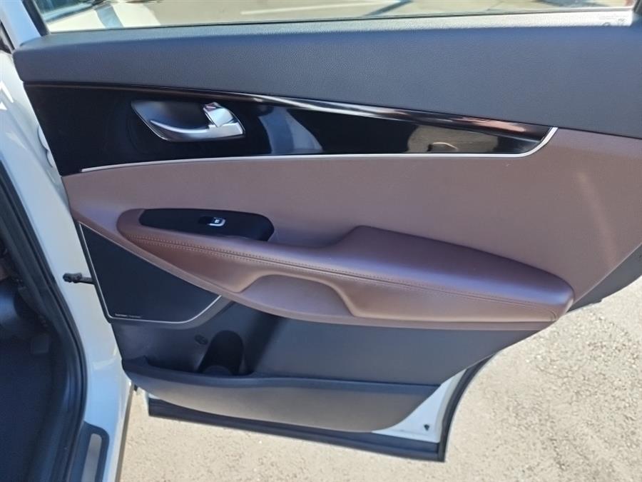 2020 Kia Sorento SX V6 AWD, available for sale in Islip, New York | L.I. Auto Gallery. Islip, New York 2020 Kia Sorento SX V6 AWD, available for sale in Islip, New York | L.I. Auto Gallery. Islip, New York
