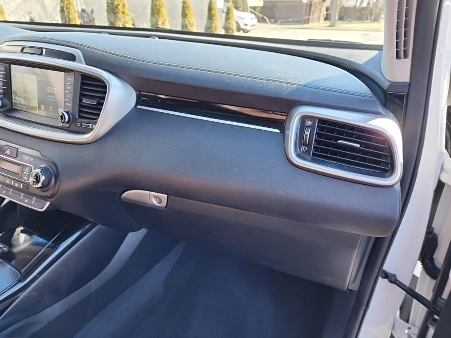 2020 Kia Sorento SX V6 AWD, available for sale in Islip, New York | L.I. Auto Gallery. Islip, New York 2020 Kia Sorento SX V6 AWD, available for sale in Islip, New York | L.I. Auto Gallery. Islip, New York