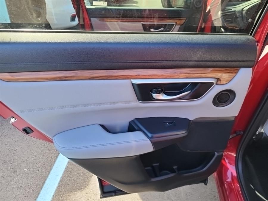 2020 Honda CR-V EX-L AWD, available for sale in Islip, New York | L.I. Auto Gallery. Islip, New York 2020 Honda CR-V EX-L AWD, available for sale in Islip, New York | L.I. Auto Gallery. Islip, New York