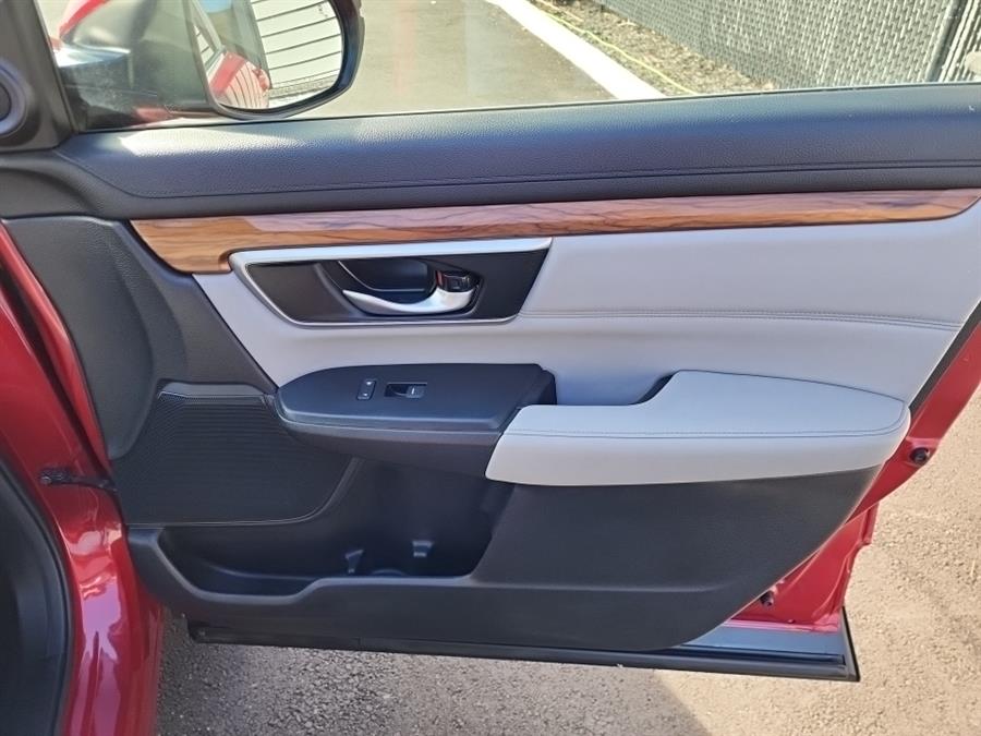 2020 Honda CR-V EX-L AWD, available for sale in Islip, New York | L.I. Auto Gallery. Islip, New York 2020 Honda CR-V EX-L AWD, available for sale in Islip, New York | L.I. Auto Gallery. Islip, New York