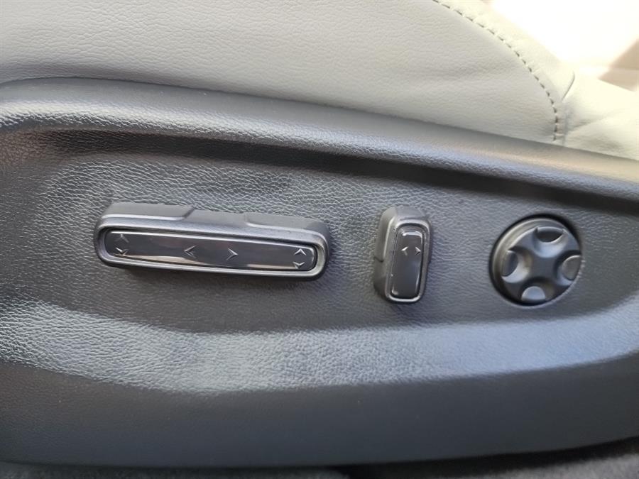 2020 Honda CR-V EX-L AWD, available for sale in Islip, New York | L.I. Auto Gallery. Islip, New York 2020 Honda CR-V EX-L AWD, available for sale in Islip, New York | L.I. Auto Gallery. Islip, New York