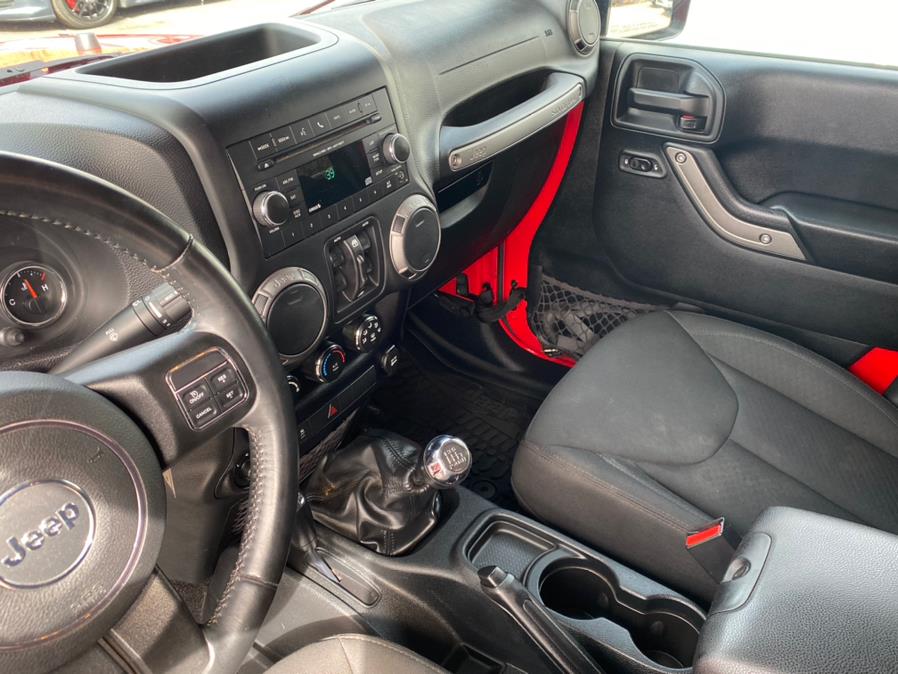 2016 Jeep Wrangler Unlimited 4WD 4dr Sport, available for sale in Canton, Connecticut | Lava Motors 2 Inc. Canton, Connecticut 2016 Jeep Wrangler Unlimited 4WD 4dr Sport, available for sale in Canton, Connecticut | Lava Motors 2 Inc. Canton, Connecticut