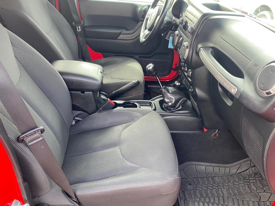 2016 Jeep Wrangler Unlimited 4WD 4dr Sport, available for sale in Canton, Connecticut | Lava Motors 2 Inc. Canton, Connecticut 2016 Jeep Wrangler Unlimited 4WD 4dr Sport, available for sale in Canton, Connecticut | Lava Motors 2 Inc. Canton, Connecticut