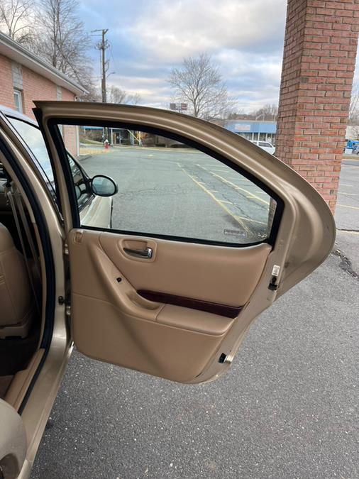 1999 Chrysler Cirrus 4dr Sdn LXi, available for sale in New Britain, Connecticut | Supreme Automotive. New Britain, Connecticut 1999 Chrysler Cirrus 4dr Sdn LXi, available for sale in New Britain, Connecticut | Supreme Automotive. New Britain, Connecticut