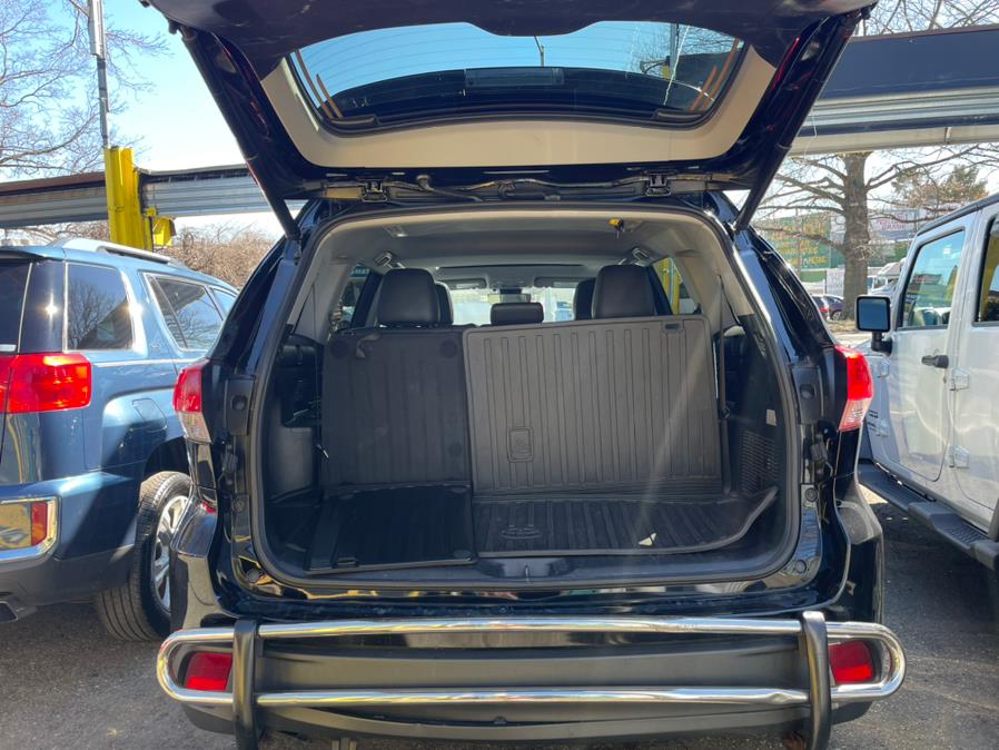2017 Toyota Highlander XLE V6 AWD (Natl), available for sale in Elmont, New York | Sunrise of Elmont. Elmont, New York 2017 Toyota Highlander XLE V6 AWD (Natl), available for sale in Elmont, New York | Sunrise of Elmont. Elmont, New York