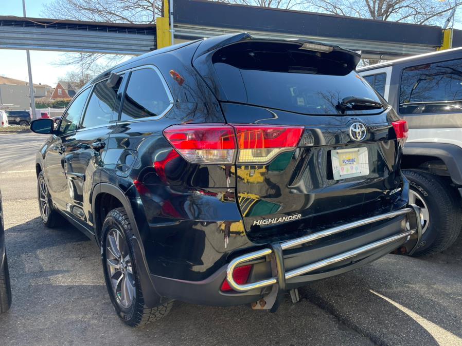 2017 Toyota Highlander XLE V6 AWD (Natl), available for sale in Elmont, New York | Sunrise of Elmont. Elmont, New York 2017 Toyota Highlander XLE V6 AWD (Natl), available for sale in Elmont, New York | Sunrise of Elmont. Elmont, New York