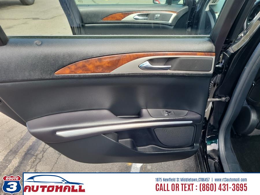 2016 Lincoln MKZ 4dr Sdn FWD, available for sale in Middletown, Connecticut | RT 3 AUTO MALL LLC. Middletown, Connecticut 2016 Lincoln MKZ 4dr Sdn FWD, available for sale in Middletown, Connecticut | RT 3 AUTO MALL LLC. Middletown, Connecticut