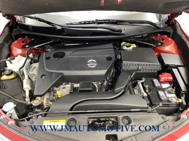 2015 Nissan Altima 4dr Sdn I4 2.5 S, available for sale in Naugatuck, Connecticut | J&M Automotive Sls&Svc LLC. Naugatuck, Connecticut 2015 Nissan Altima 4dr Sdn I4 2.5 S, available for sale in Naugatuck, Connecticut | J&M Automotive Sls&Svc LLC. Naugatuck, Connecticut