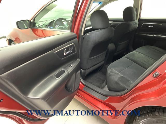 2015 Nissan Altima 4dr Sdn I4 2.5 S, available for sale in Naugatuck, Connecticut | J&M Automotive Sls&Svc LLC. Naugatuck, Connecticut 2015 Nissan Altima 4dr Sdn I4 2.5 S, available for sale in Naugatuck, Connecticut | J&M Automotive Sls&Svc LLC. Naugatuck, Connecticut