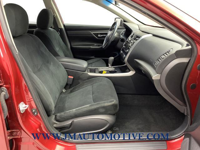 2015 Nissan Altima 4dr Sdn I4 2.5 S, available for sale in Naugatuck, Connecticut | J&M Automotive Sls&Svc LLC. Naugatuck, Connecticut 2015 Nissan Altima 4dr Sdn I4 2.5 S, available for sale in Naugatuck, Connecticut | J&M Automotive Sls&Svc LLC. Naugatuck, Connecticut