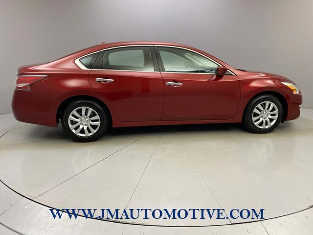 2015 Nissan Altima 4dr Sdn I4 2.5 S, available for sale in Naugatuck, Connecticut | J&M Automotive Sls&Svc LLC. Naugatuck, Connecticut 2015 Nissan Altima 4dr Sdn I4 2.5 S, available for sale in Naugatuck, Connecticut | J&M Automotive Sls&Svc LLC. Naugatuck, Connecticut