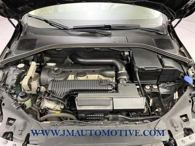 2013 Volvo S60 4dr Sdn T5 AWD, available for sale in Naugatuck, Connecticut | J&M Automotive Sls&Svc LLC. Naugatuck, Connecticut 2013 Volvo S60 4dr Sdn T5 AWD, available for sale in Naugatuck, Connecticut | J&M Automotive Sls&Svc LLC. Naugatuck, Connecticut