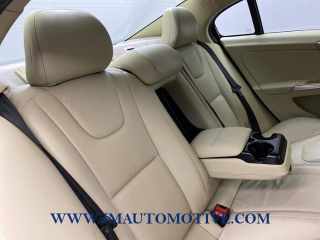 2013 Volvo S60 4dr Sdn T5 AWD, available for sale in Naugatuck, Connecticut | J&M Automotive Sls&Svc LLC. Naugatuck, Connecticut 2013 Volvo S60 4dr Sdn T5 AWD, available for sale in Naugatuck, Connecticut | J&M Automotive Sls&Svc LLC. Naugatuck, Connecticut