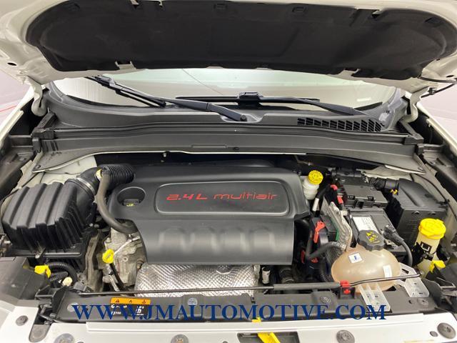 2016 Jeep Renegade 4WD 4dr Limited, available for sale in Naugatuck, Connecticut | J&M Automotive Sls&Svc LLC. Naugatuck, Connecticut 2016 Jeep Renegade 4WD 4dr Limited, available for sale in Naugatuck, Connecticut | J&M Automotive Sls&Svc LLC. Naugatuck, Connecticut