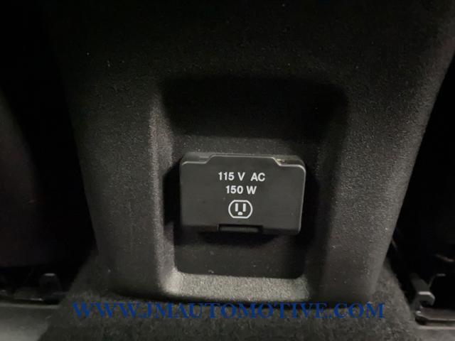 2016 Jeep Renegade 4WD 4dr Limited, available for sale in Naugatuck, Connecticut | J&M Automotive Sls&Svc LLC. Naugatuck, Connecticut 2016 Jeep Renegade 4WD 4dr Limited, available for sale in Naugatuck, Connecticut | J&M Automotive Sls&Svc LLC. Naugatuck, Connecticut