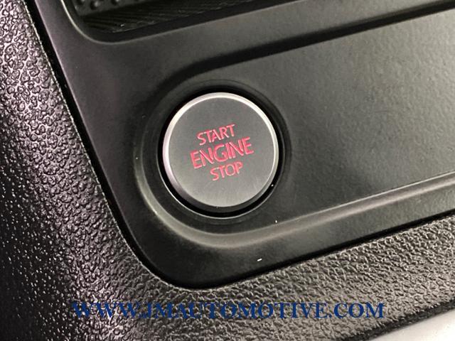 2017 Volkswagen Tiguan 2.0T 4MOTION, available for sale in Naugatuck, Connecticut | J&M Automotive Sls&Svc LLC. Naugatuck, Connecticut 2017 Volkswagen Tiguan 2.0T 4MOTION, available for sale in Naugatuck, Connecticut | J&M Automotive Sls&Svc LLC. Naugatuck, Connecticut