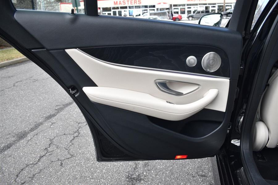 2019 Mercedes-benz E-class E 300 4MATIC AWD 4dr Sedan, available for sale in Great Neck, New York | Camy Cars. Great Neck, New York 2019 Mercedes-benz E-class E 300 4MATIC AWD 4dr Sedan, available for sale in Great Neck, New York | Camy Cars. Great Neck, New York