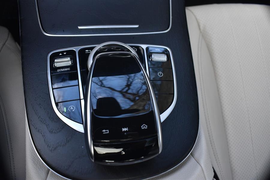2019 Mercedes-benz E-class E 300 4MATIC AWD 4dr Sedan, available for sale in Great Neck, New York | Camy Cars. Great Neck, New York 2019 Mercedes-benz E-class E 300 4MATIC AWD 4dr Sedan, available for sale in Great Neck, New York | Camy Cars. Great Neck, New York