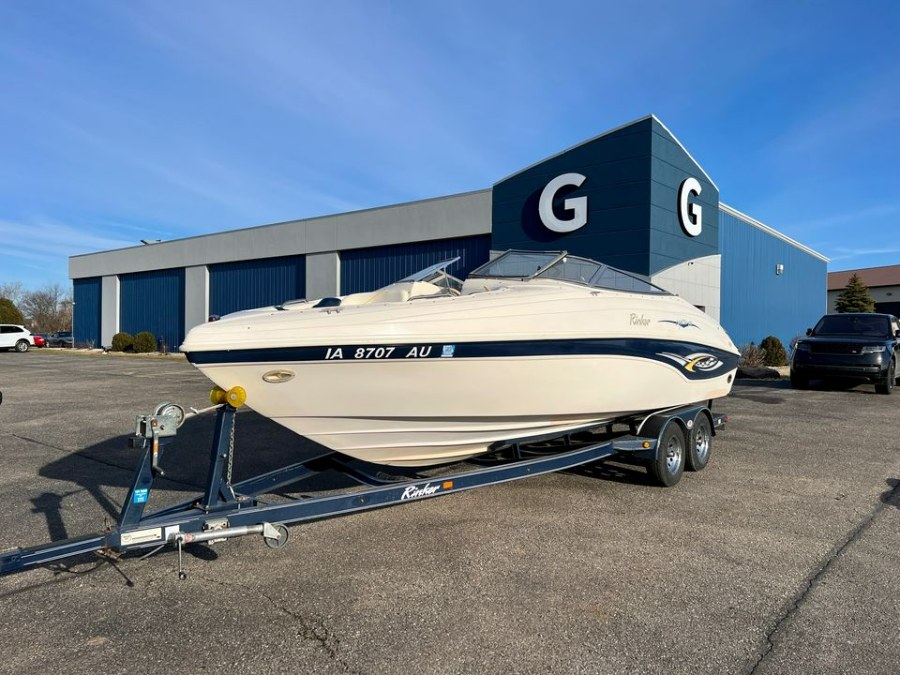 2002 Rinker Captiva 232, available for sale in Darien, Wisconsin | Geneva Motor Cars. Darien, Wisconsin 2002 Rinker Captiva 232, available for sale in Darien, Wisconsin | Geneva Motor Cars. Darien, Wisconsin