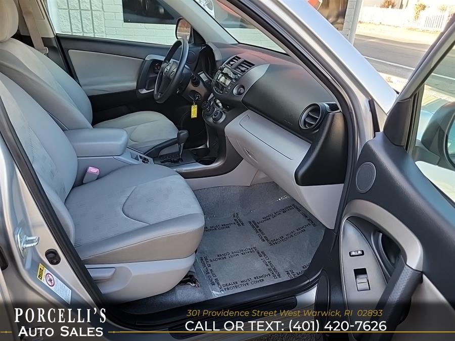 2009 Toyota RAV4 4WD 4dr 4-cyl 4-Spd AT (SE), available for sale in West Warwick, Rhode Island | Porcelli's Auto Sales. West Warwick, Rhode Island 2009 Toyota RAV4 4WD 4dr 4-cyl 4-Spd AT (SE), available for sale in West Warwick, Rhode Island | Porcelli's Auto Sales. West Warwick, Rhode Island
